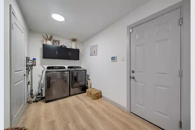 4814 Briarbend Drive, Houston, TX 77035 - Photo 16