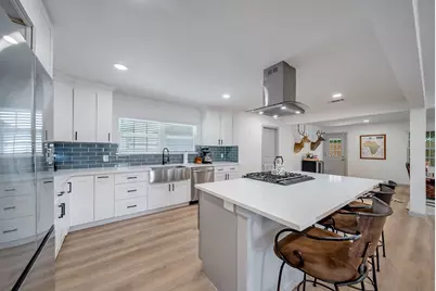 4814 Briarbend Drive, Houston, TX 77035 - Photo 14