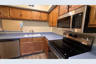 4105 Keeler Court #4, Pasadena, TX 77503 - Photo 8