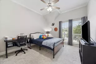 1323 Afton St, Houston, TX 77055 - Photo 18