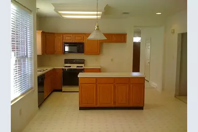 11206 E Travelers Way Circle, Houston, TX 77065 - Photo 16