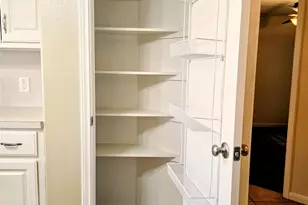 9122 Yellowfin Cir, Texas City, TX 77591 - Photo 6