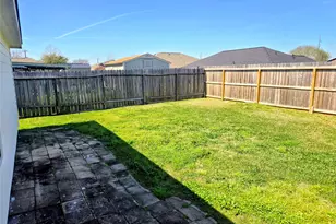 9122 Yellowfin Cir, Texas City, TX 77591 - Photo 30