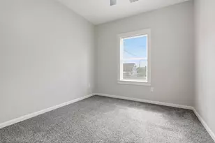 4723 Mallow St, Houston, TX 77033 - Photo 26