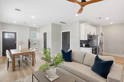 4723 Mallow Street, Houston, TX 77033 - Photo 10