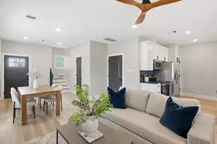 4723 Mallow St, Houston, TX 77033 - Photo 10