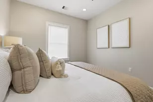 4723 Mallow St, Houston, TX 77033 - Photo 18