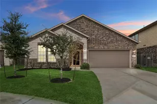 8818 Ruddy Duck Ct, Baytown, TX 77521 - Photo 1
