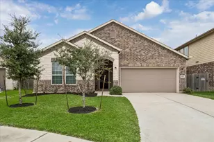 8818 Ruddy Duck Ct, Baytown, TX 77521 - Photo 2