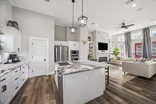 2108 Oatfield Dr, Houston, TX 77018 - Photo 6