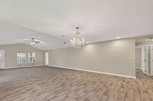 15423 S Brentwood St, Channelview, TX 77530 - Photo 4