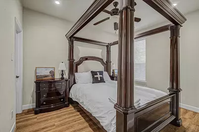 102 N Victoriana Circle, Spring, TX 77389 - Photo 32