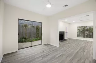 2668 Bering Dr, Houston, TX 77057 - Photo 10