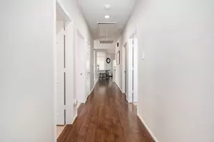 4706 Shale Dr, Baytown, TX 77521 - Photo 8