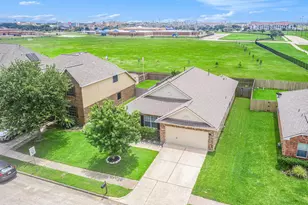 4706 Shale Dr, Baytown, TX 77521 - Photo 6