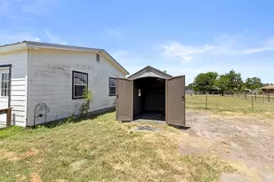 7470 Dallas St, Iola, TX 77861 - Photo 28