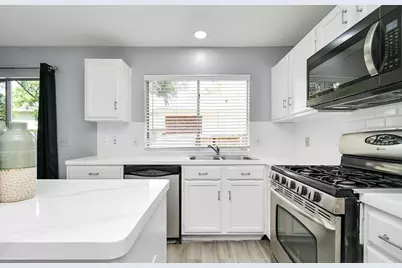 10234 Tablerock Drive, Houston, TX 77064 - Photo 8