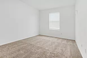 9106 Burnet Flds Dr, Baytown, TX 77521 - Photo 18