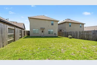 9106 Burnet Fields Drive, Baytown, TX 77521 - Photo 30