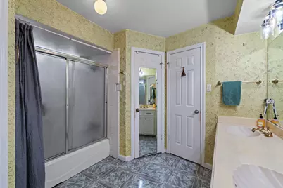 15306 Corona Del Mar Drive, Houston, TX 77083 - Photo 18