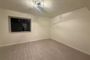 8553 Wilcrest Dr, Houston, TX 77099 - Photo 6