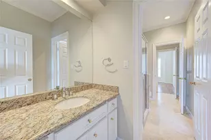 2124 Nantucket Dr, Houston, TX 77057 - Photo 14