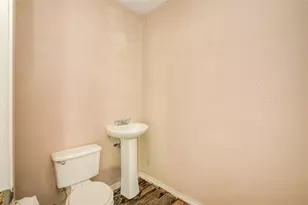 508 E 2nd St, Sweeny, TX 77480 - Photo 32