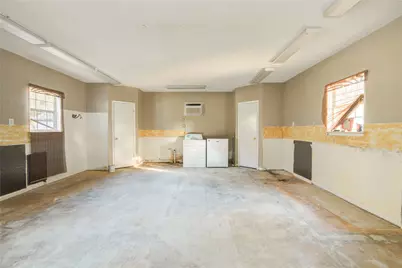 508 E 2nd Street, Sweeny, TX 77480 - Photo 30