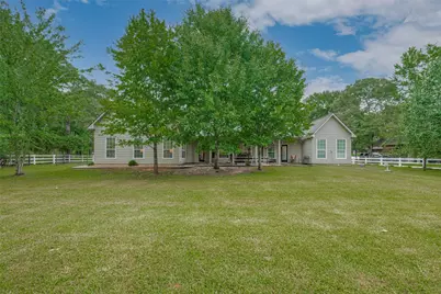 9072 Grand Lake Estates Drive, Montgomery, TX 77316 - Photo 38