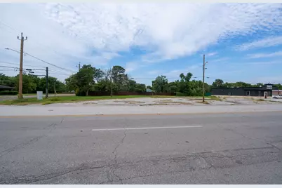 6805 Bayway Drive, Baytown, TX 77520 - Photo 8