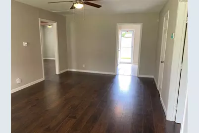 5018 Kenilwood Drive, Houston, TX 77033 - Photo 2