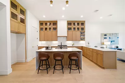 827 W 16th Street #B, Houston, TX 77008 - Photo 8
