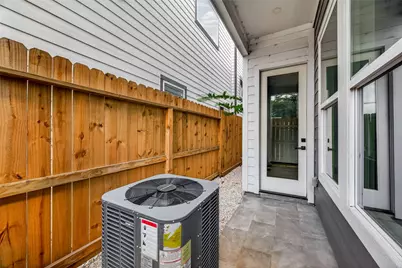 6844 Del Rio Street, Houston, TX 77021 - Photo 40