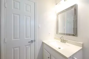 8134 Blue Jay St, Baytown, TX 77523 - Photo 24