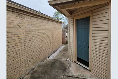 4111 Knoll Glen Drive, Houston, TX 77082 - Photo 16