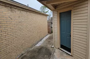 4111 Knoll Glen Dr, Houston, TX 77082 - Photo 16