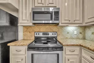 1898 Longmire Rd, Conroe, TX 77304 - Photo 22