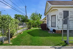 2023 Everett St, Houston, TX 77009 - Photo 24