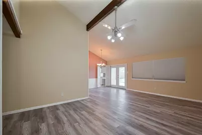 12346 Gainsborough Drive, Houston, TX 77031 - Photo 10