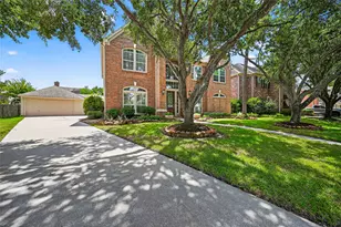 2911 Drews Manor Ct, Katy, TX 77494 - Photo 2