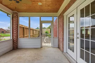 9253 Fathom Dr, Montgomery, TX 77356 - Photo 32