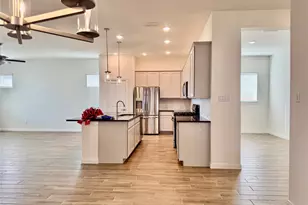 8923 Moose Trl, Manvel, TX 77578 - Photo 2