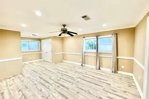 102 Mechanic St, Galveston, TX 77550 - Photo 16