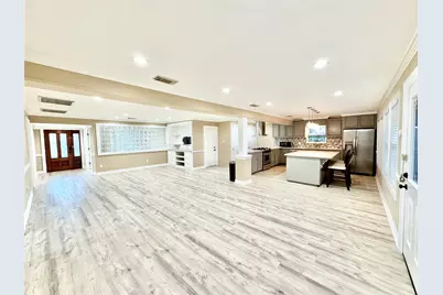 102 Mechanic Street, Galveston, TX 77550 - Photo 12