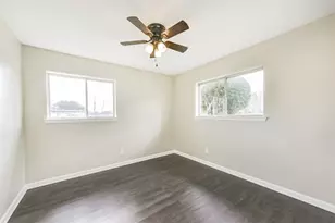 2390 Sarah St, Beaumont, TX 77705 - Photo 20