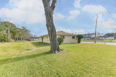 2390 Sarah Street, Beaumont, TX 77705 - Photo 28