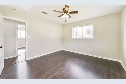 2390 Sarah Street, Beaumont, TX 77705 - Photo 16