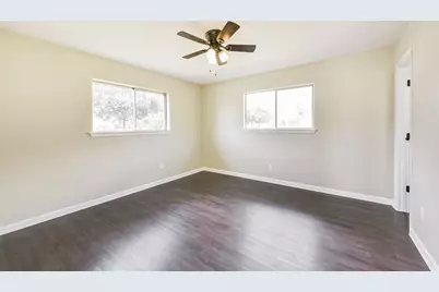 2390 Sarah Street, Beaumont, TX 77705 - Photo 14