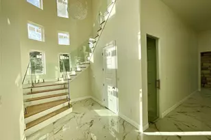 9756 Westview Dr, Houston, TX 77055 - Photo 10