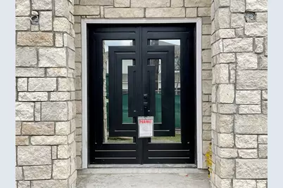 9756 Westview Drive, Houston, TX 77055 - Photo 10